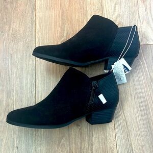 Ankle black boots